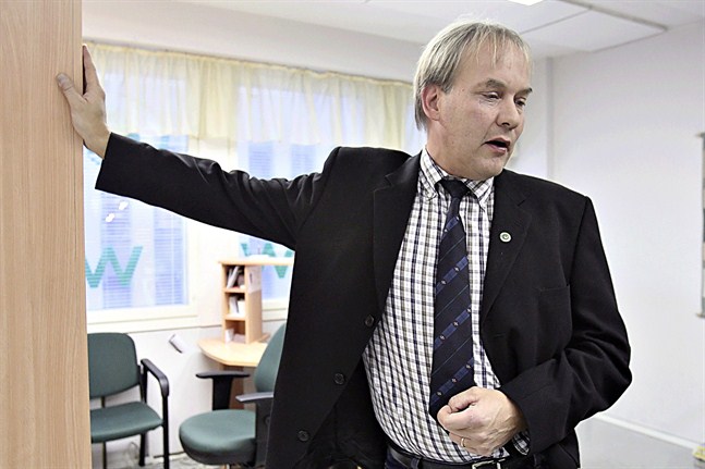 Peter Albäck (C).